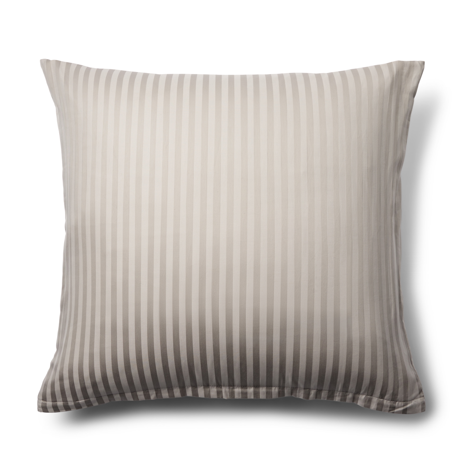 Kussensloop 60x63 cm - 100% katoensatin - Klassieke zandkleurige strepen