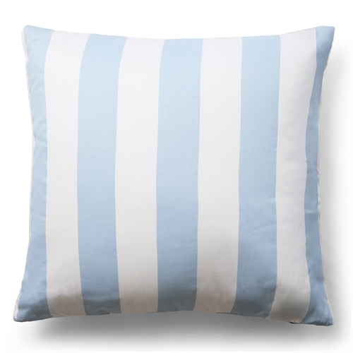 Kussensloop van 100% zacht en luxueus katoen satijn - 60x63 cm - Lichtblauw en wit - Nordic Stripe kussensloop van By Night.